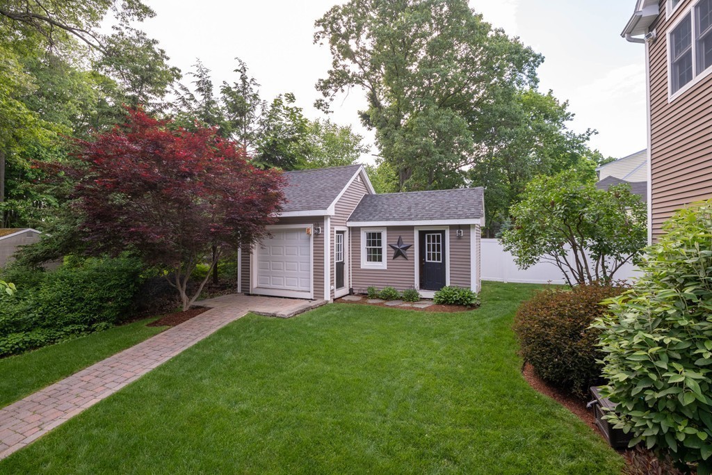 71 Tennyson Road Reading, MA 01867 - Photo 24 of 27 Gallery Image 24
