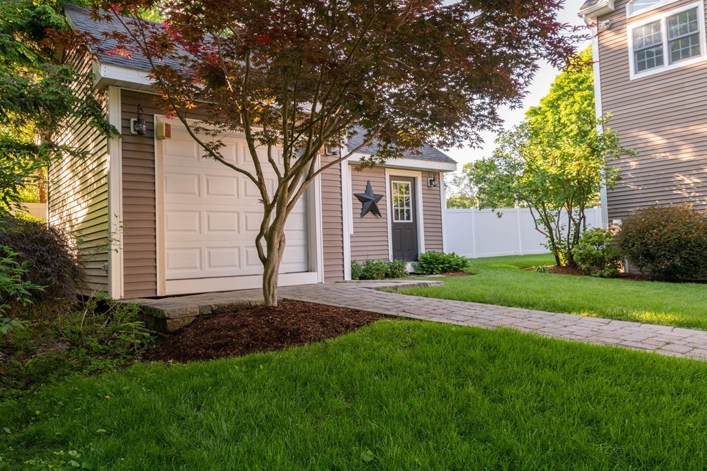 71 Tennyson Road Reading, MA 01867 - Photo 25 of 27 Gallery Image 25