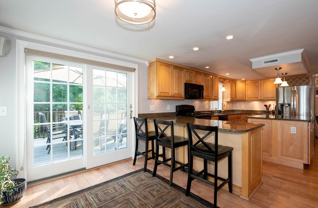 71 Tennyson Road Reading, MA 01867 - Photo 3 of 27 Gallery Image 3