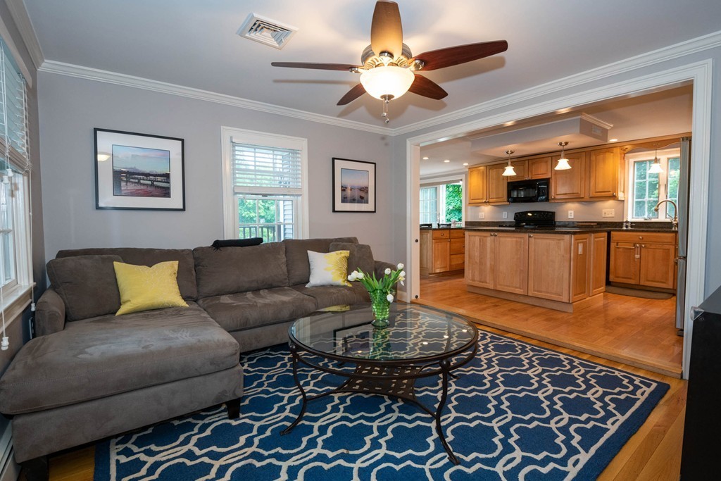 71 Tennyson Road Reading, MA 01867 - Photo 5 of 27 Gallery Image 5