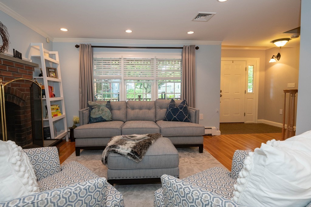 71 Tennyson Road Reading, MA 01867 - Photo 7 of 27 Gallery Image 7