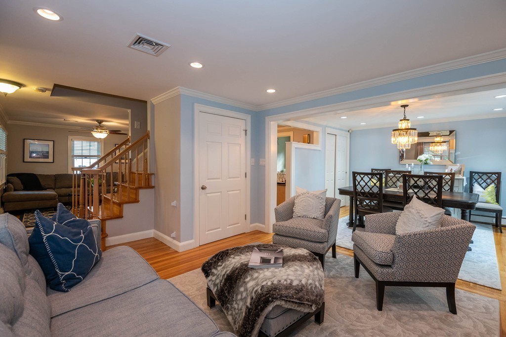 71 Tennyson Road Reading, MA 01867 - Photo 8 of 27 Gallery Image 8