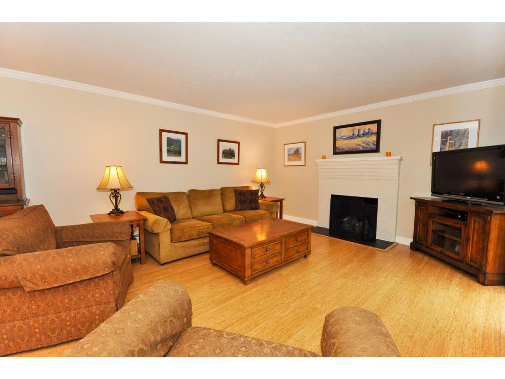 10 Ross Road Durham, NH 03824 - Photo 2 of 26