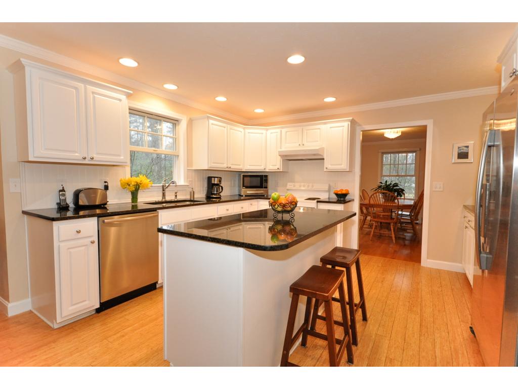 10 Ross Road Durham, NH 03824 - Photo 5 of 26