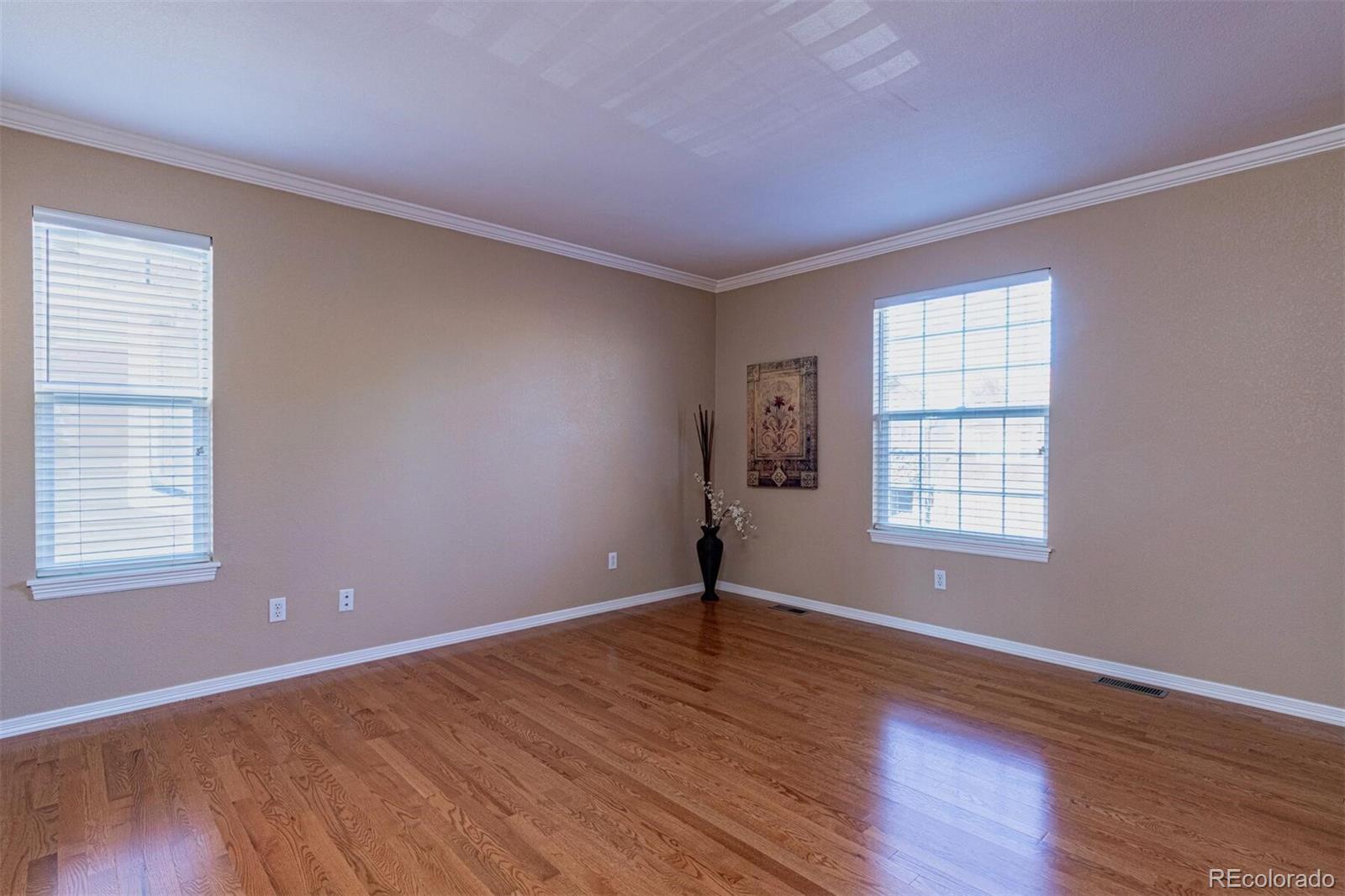 9935 Clyde Circle Highlands Ranch, CO 80129 - Photo 25 of 40