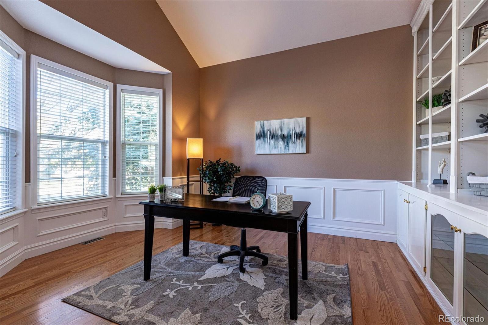 9935 Clyde Circle Highlands Ranch, CO 80129 - Photo 4 of 40