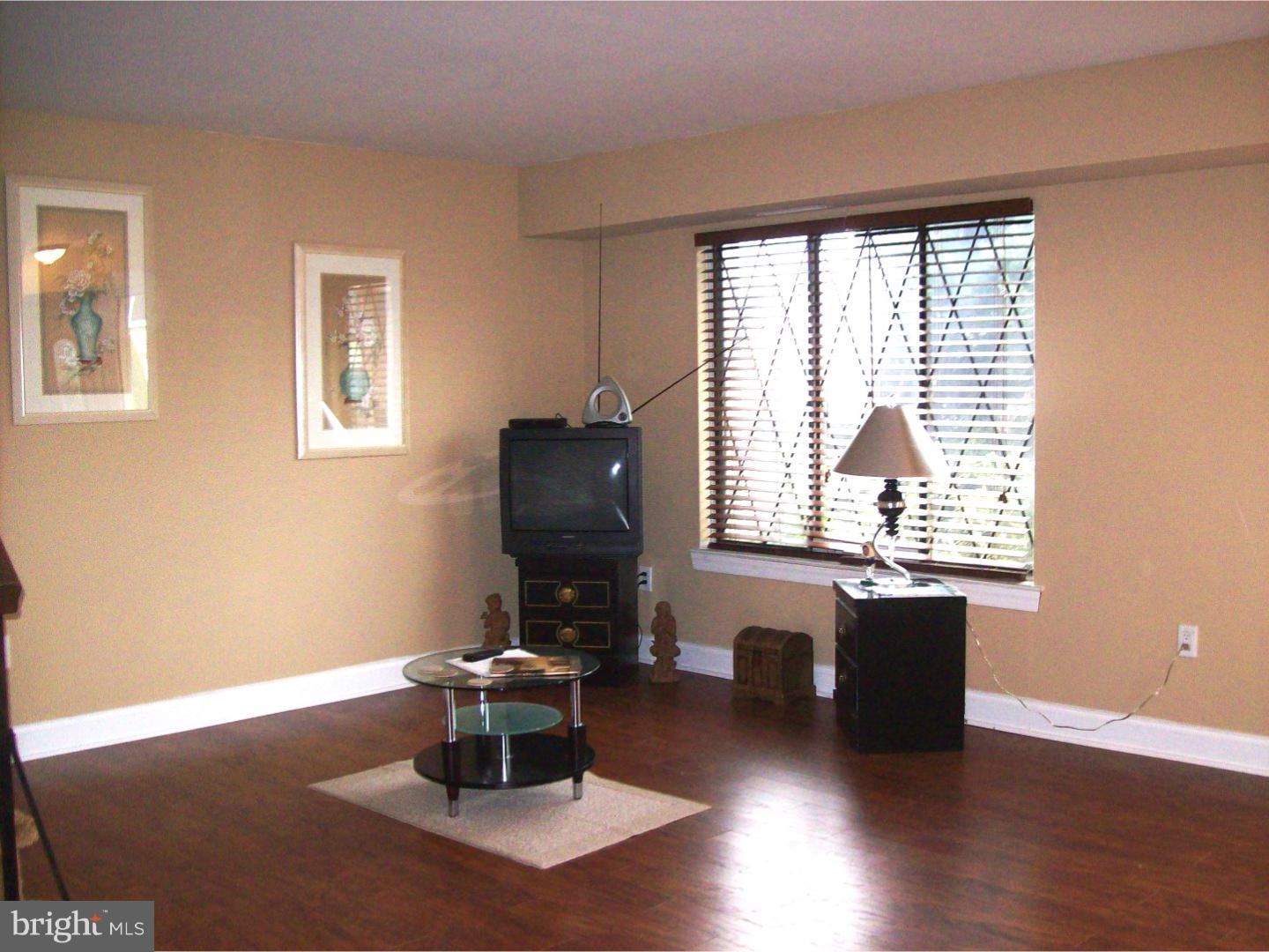86 Chelsea Circle Clementon, NJ 08021 - Photo 5 of 21