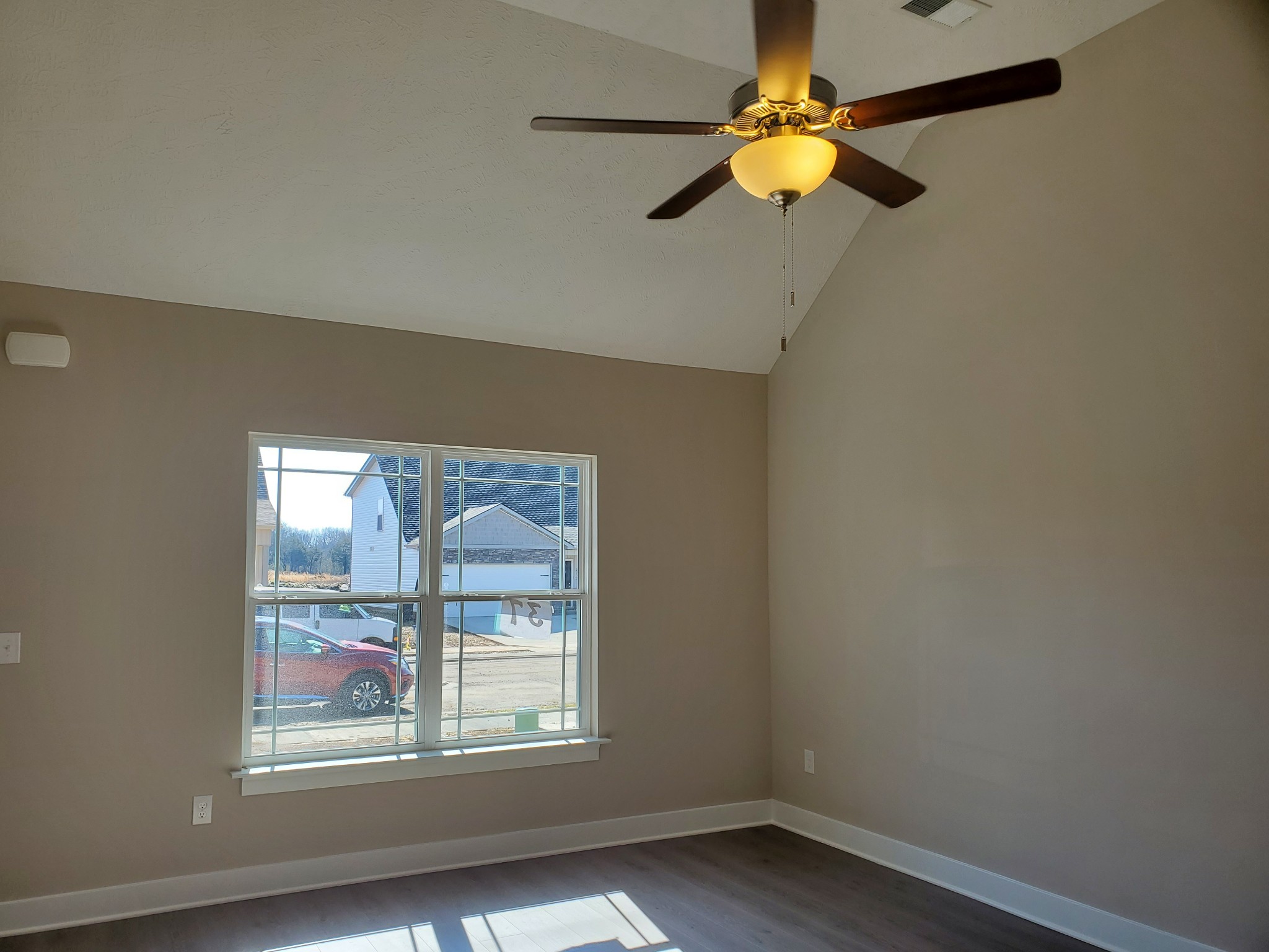 2409 Red Barn Road Christiana, TN 37037 - Photo 4 of 39 Gallery Image 4