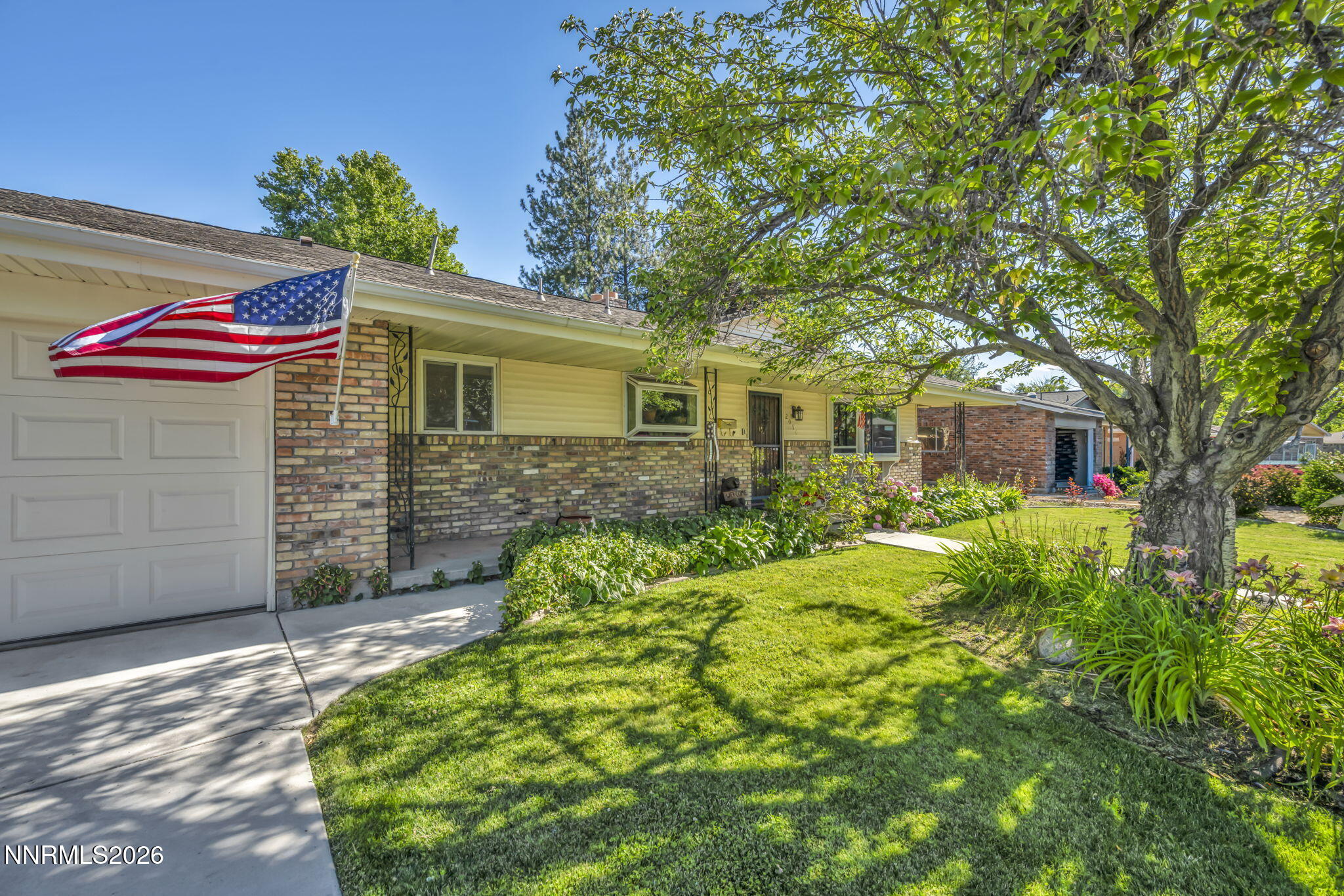 2090 Allen Street Reno, NV 89509 - Photo 9 of 101 6-web-or-mls-2090-allen-st