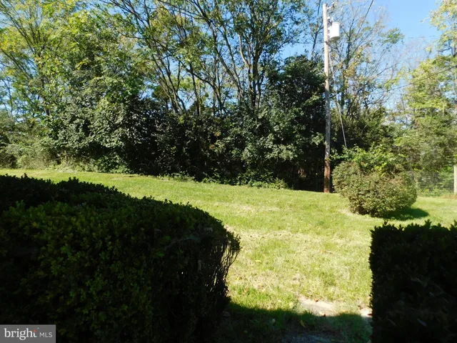 $1,100 | 10451 Harry Byrd Highway, Berryville, VA 22611