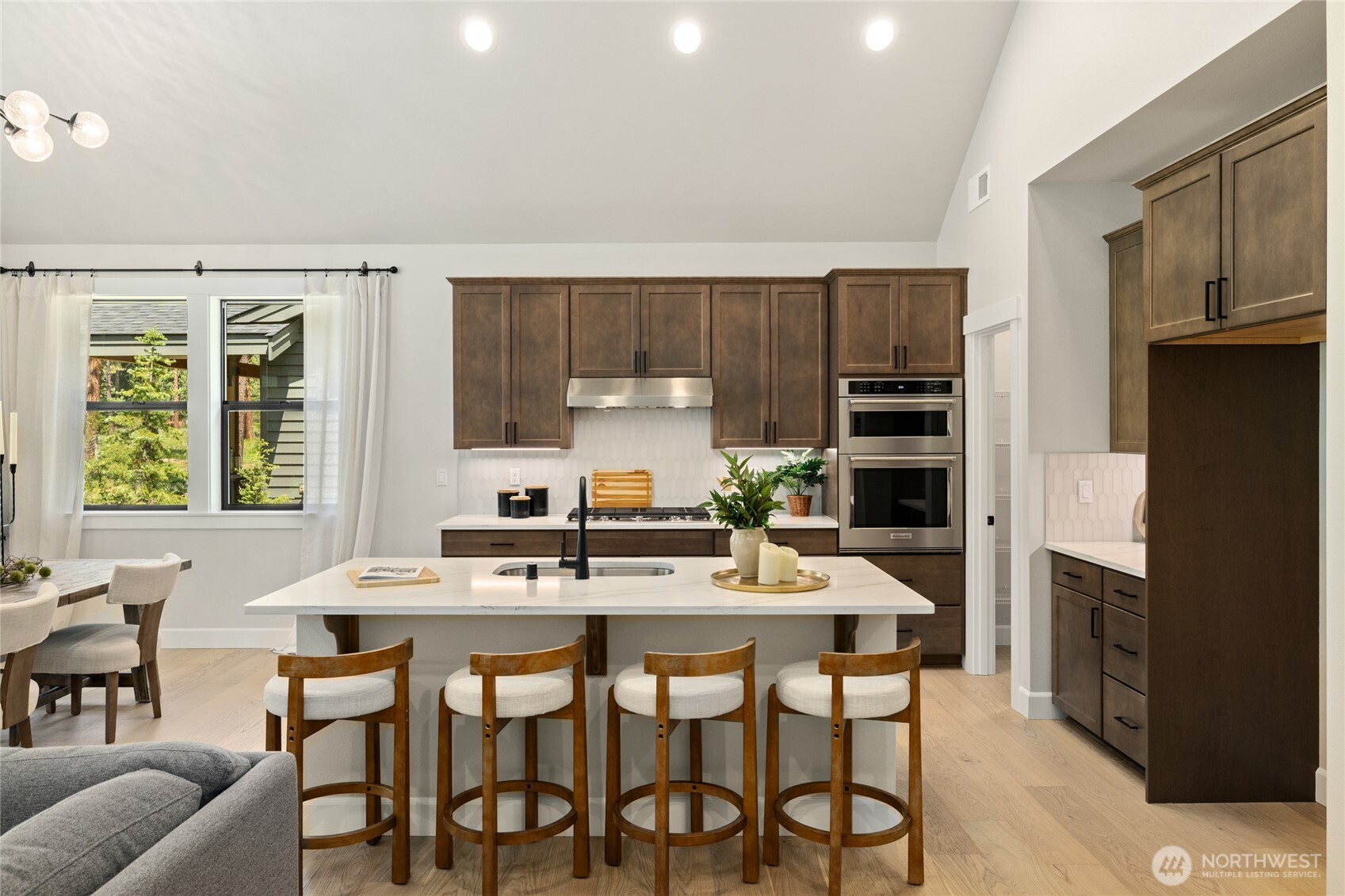 71 Plateau Loop Cle Elum, WA 98922 - Photo 9 of 37