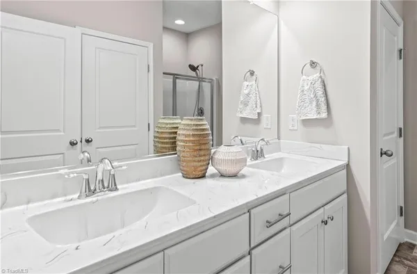$325,000 | 227 Hawks Nest Circle, Clemmons, NC 27012