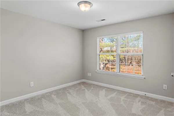 $325,000 | 227 Hawks Nest Circle, Clemmons, NC 27012