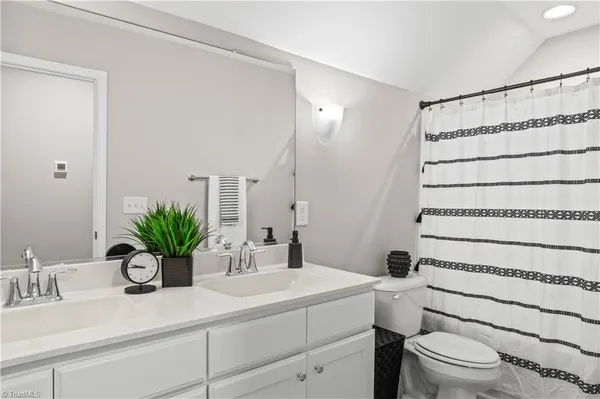 $325,000 | 227 Hawks Nest Circle, Clemmons, NC 27012