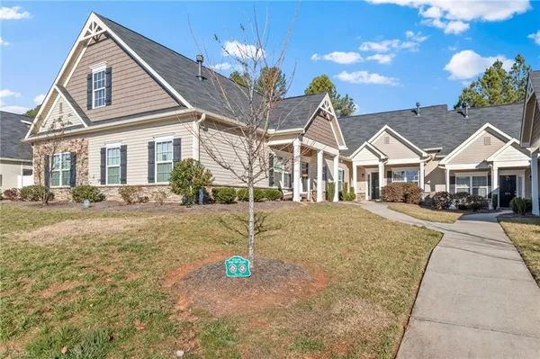 $325,000 | 227 Hawks Nest Circle, Clemmons, NC 27012