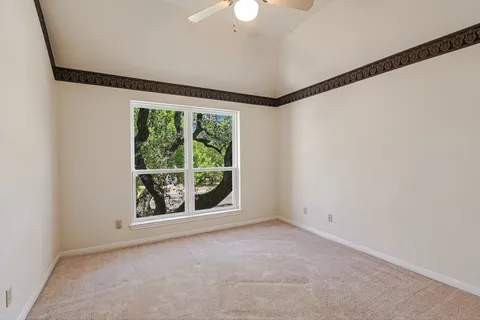 $1,100,000 | 7615 Yaupon Drive, Austin, TX 78759