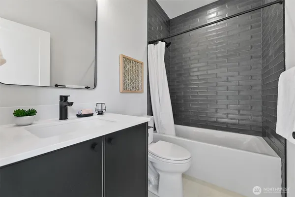 $3,375 | 3617 South Hanford Street, Seattle, WA 98144