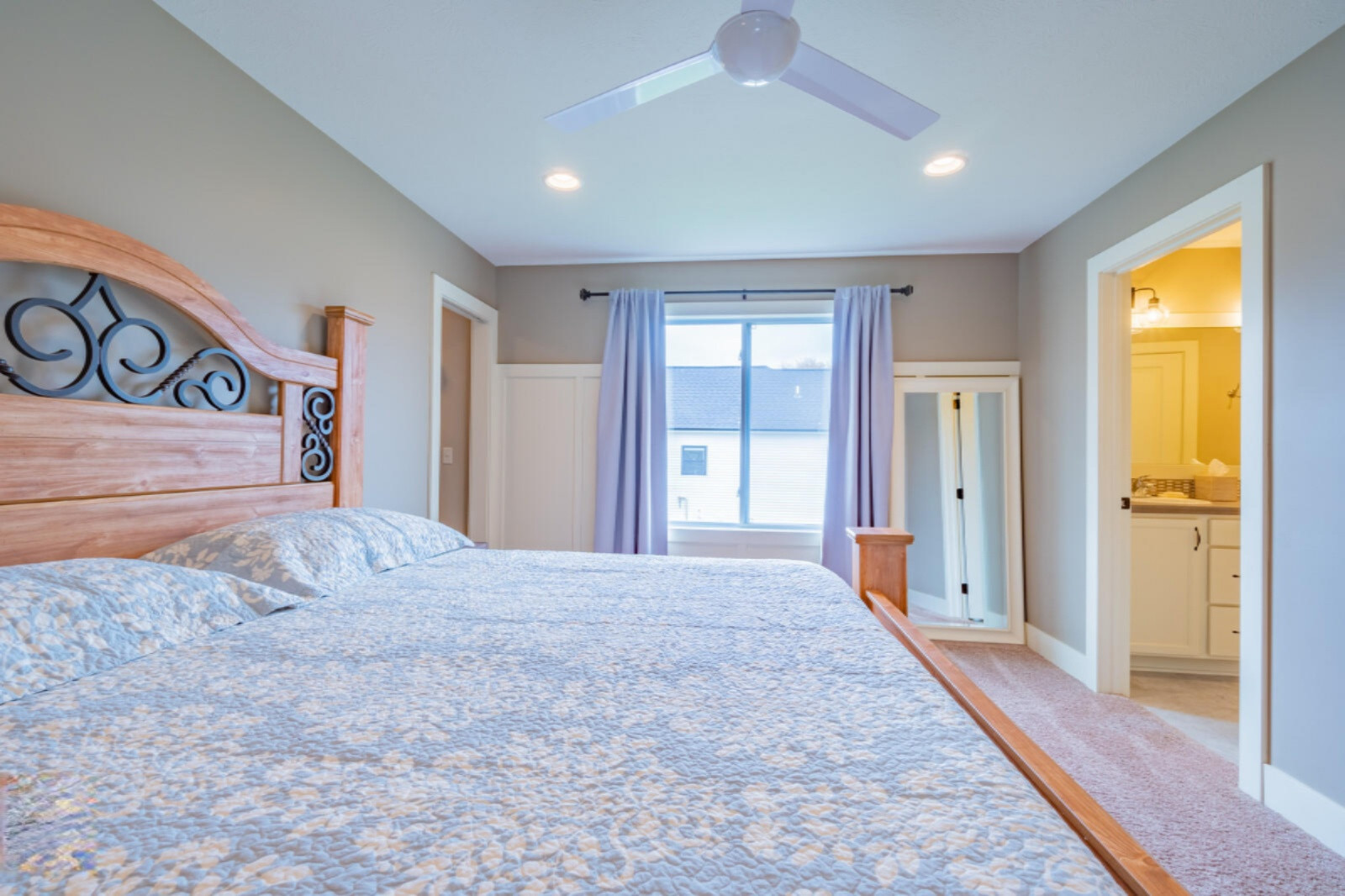 14712 Leonard Road Spring Lake, MI 49456 - Photo 16 of 37 Master bedroom