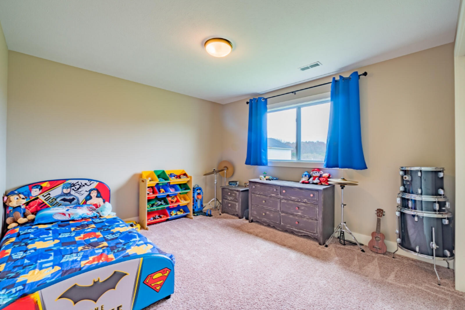 14712 Leonard Road Spring Lake, MI 49456 - Photo 29 of 37 4th bedroom