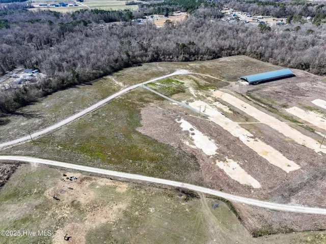 $150,000 | 107 Peewee Murphy Lane, Richlands, NC 28574