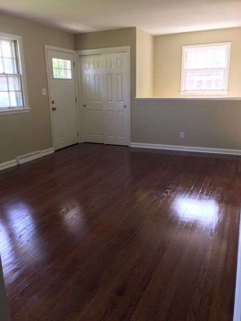 617 Hemlock Road Salem, VA 24153 - Photo 7 of 19 IMG_2944