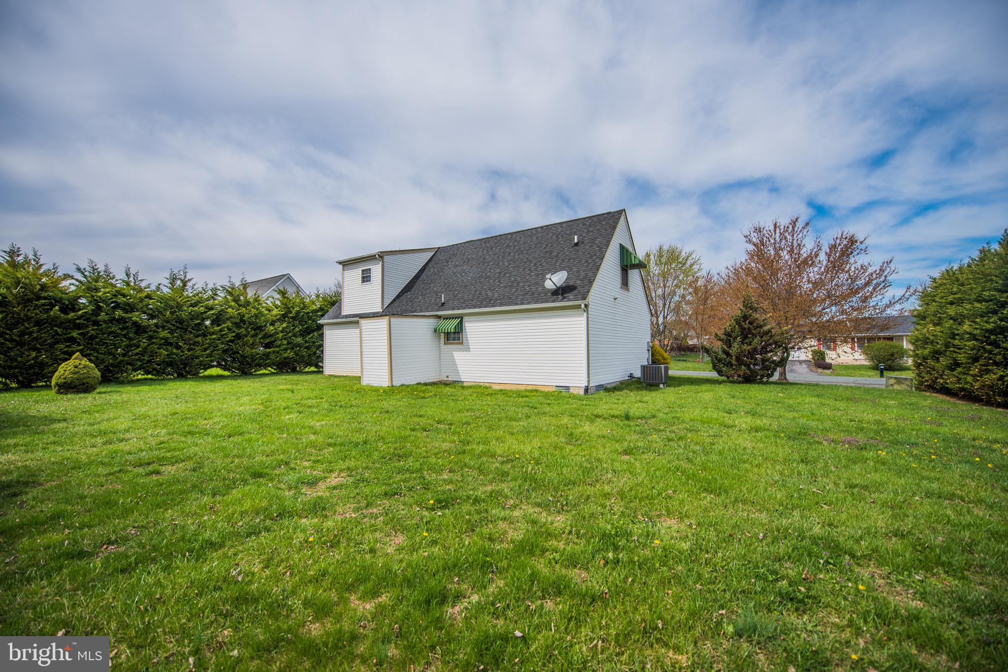 102 Killdeer Road Stephens City, VA 22655 - Photo 23 of 27 Exterior rear