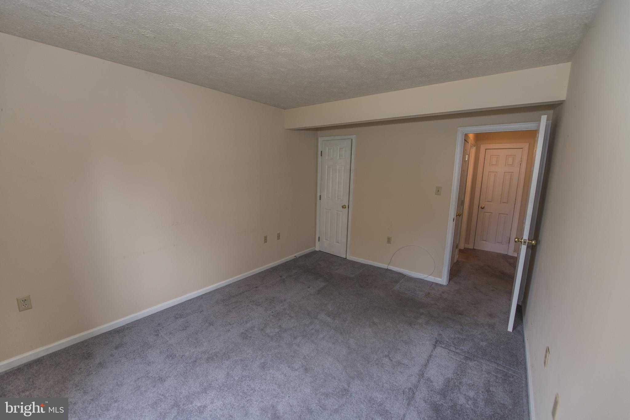 102 Killdeer Road Stephens City, VA 22655 - Photo 9 of 27 Main level Bedroom 2