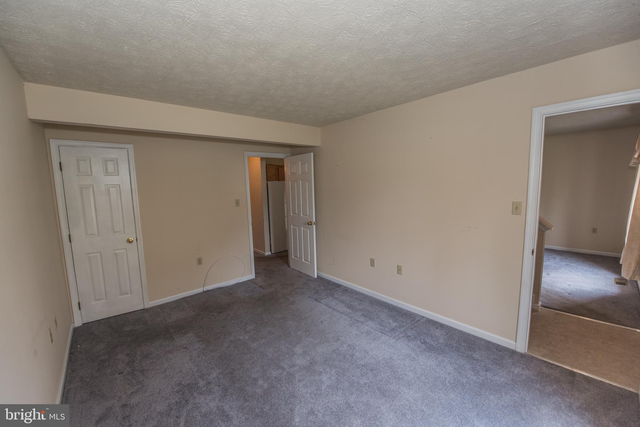 102 Killdeer Road Stephens City, VA 22655 - Photo 10 of 27 Main level Bedroom 2