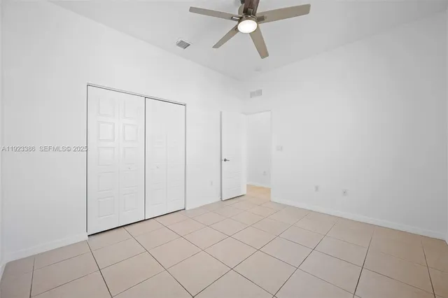 wooden floor in a empty room