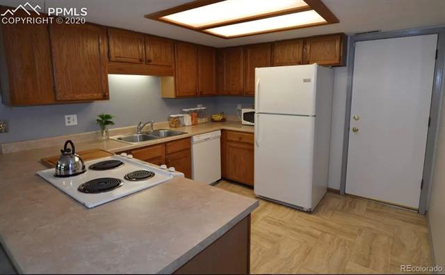 4695 Barnes Road Colorado Springs, CO 80917 - Photo 5 of 22 Gallery Image 5