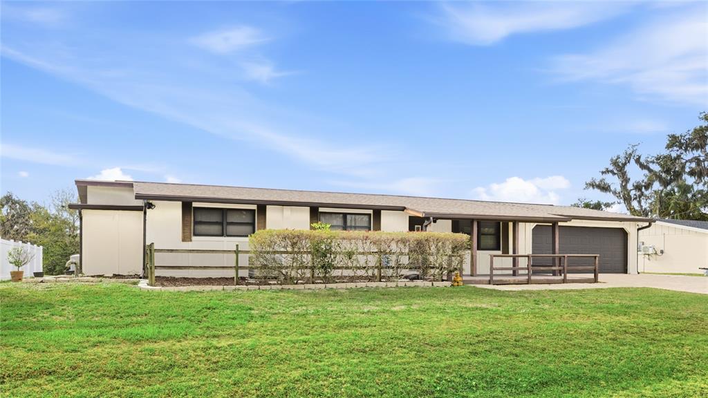 3452 Desoto Road Sarasota, FL 34235 - Photo 40 of 42 a front view of house with yard