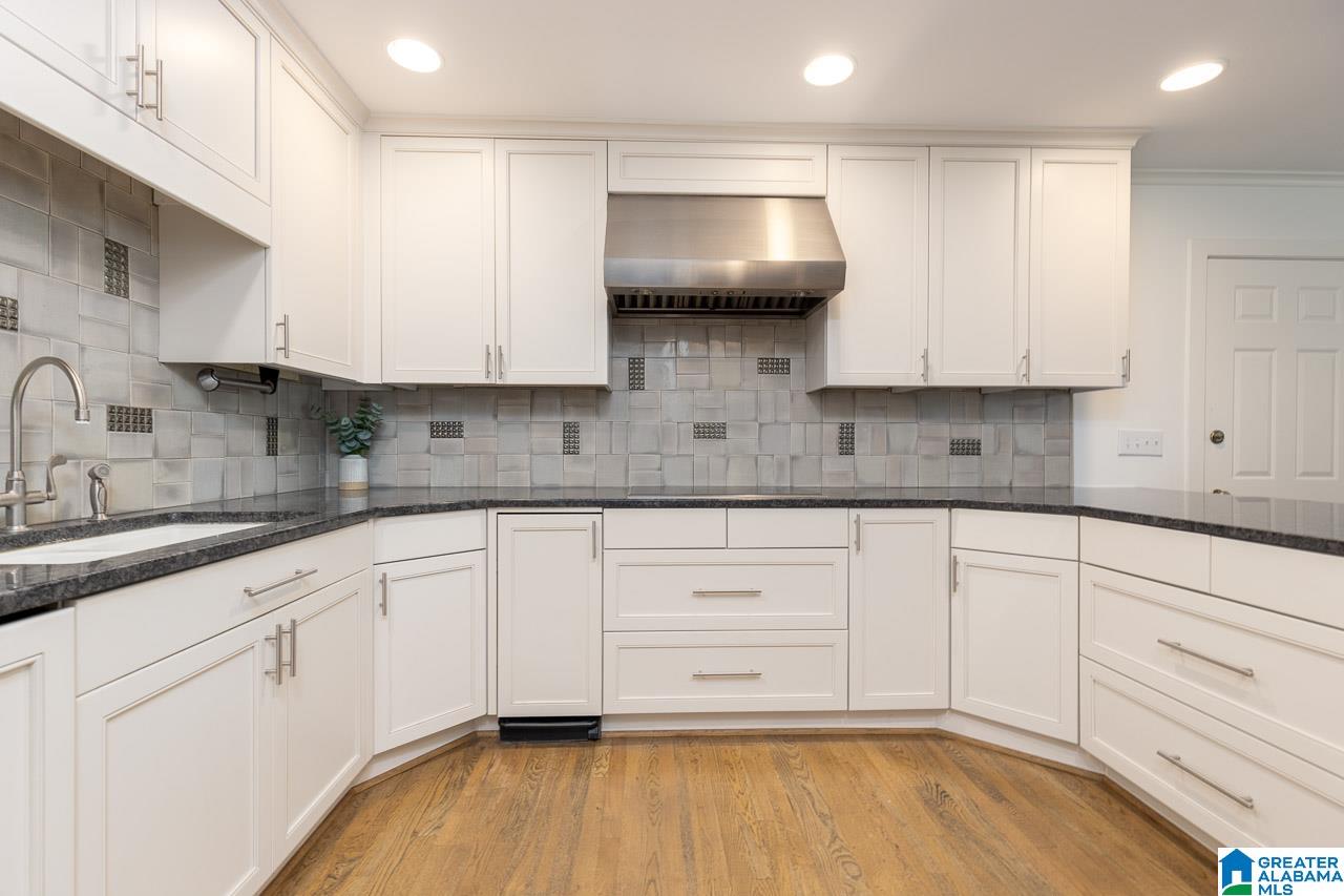 5528 Old Leeds Road Birmingham, AL 35210 - Photo 10 of 47
