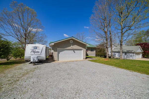 $448,400 | 1927 Laurel Lake Drive, Monteagle, TN 37356