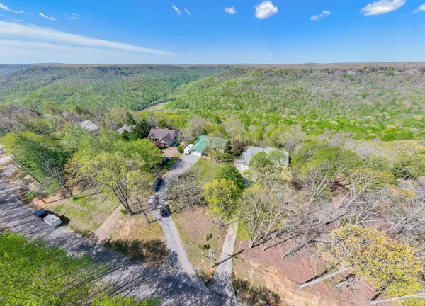 $448,400 | 1927 Laurel Lake Drive, Monteagle, TN 37356