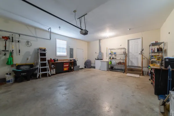 $448,400 | 1927 Laurel Lake Drive, Monteagle, TN 37356