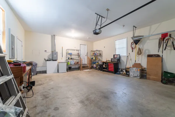 $448,400 | 1927 Laurel Lake Drive, Monteagle, TN 37356