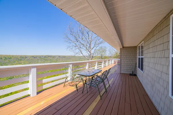 $448,400 | 1927 Laurel Lake Drive, Monteagle, TN 37356