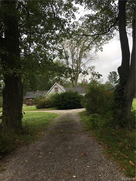 10155 Willow Road Willis, MI 48191 - Photo 3 of 29