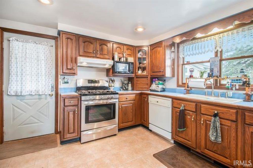 508 North Beech Road Osceola, IN 46561 - Photo 10 of 25 Gallery Image 10