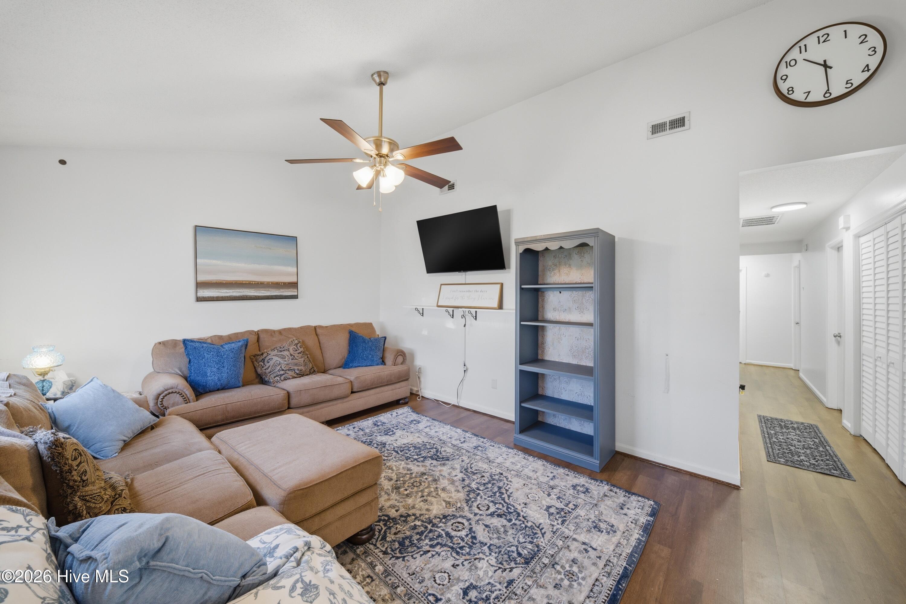 107 Old Oak Road Elizabeth City, NC 27909 - Photo 4 of 22 DSC08779