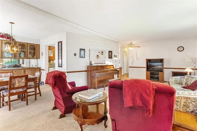 $96,000 | 97 Hickory Lane, Eustis, FL 32726