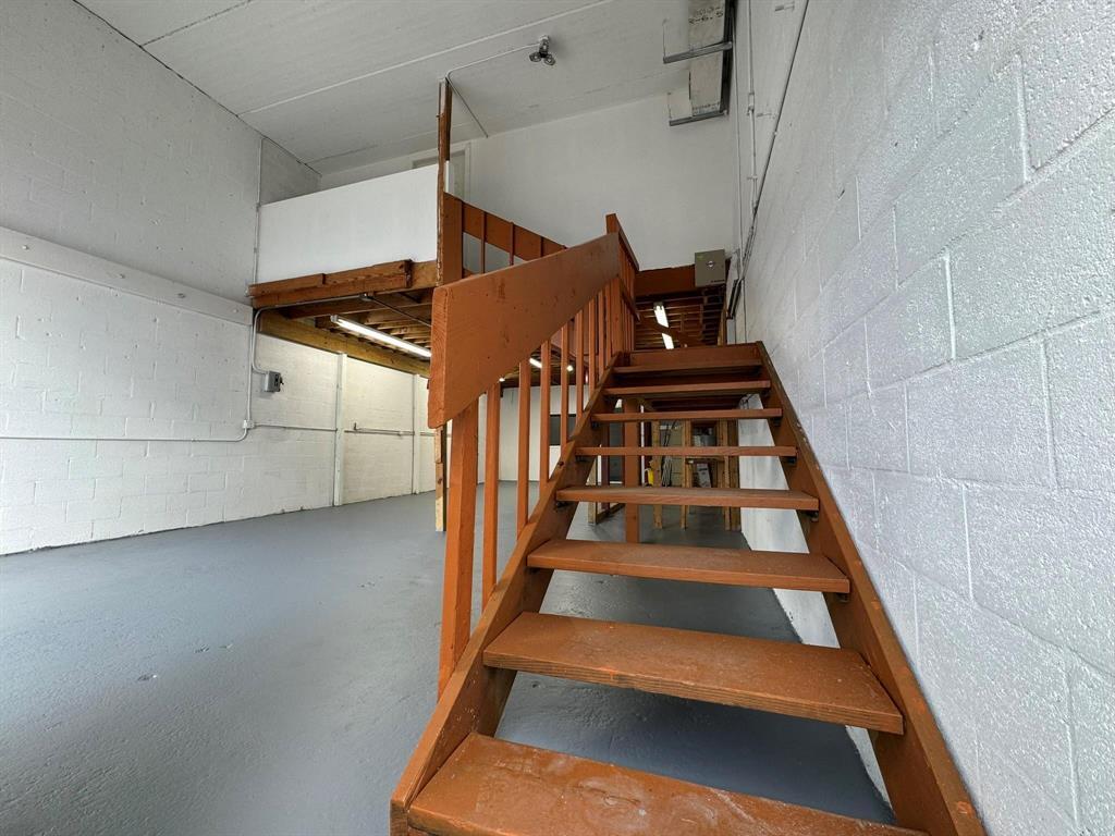 1773 Blount Road, Unit 313 Pompano Beach, FL 33069 - Photo 3 of 8 a view of entryway