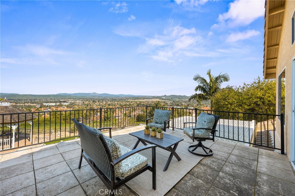 5118 Avenida De La Plata Oceanside, CA 92057 - Photo 23 of 42 a view of a terrace with furniture