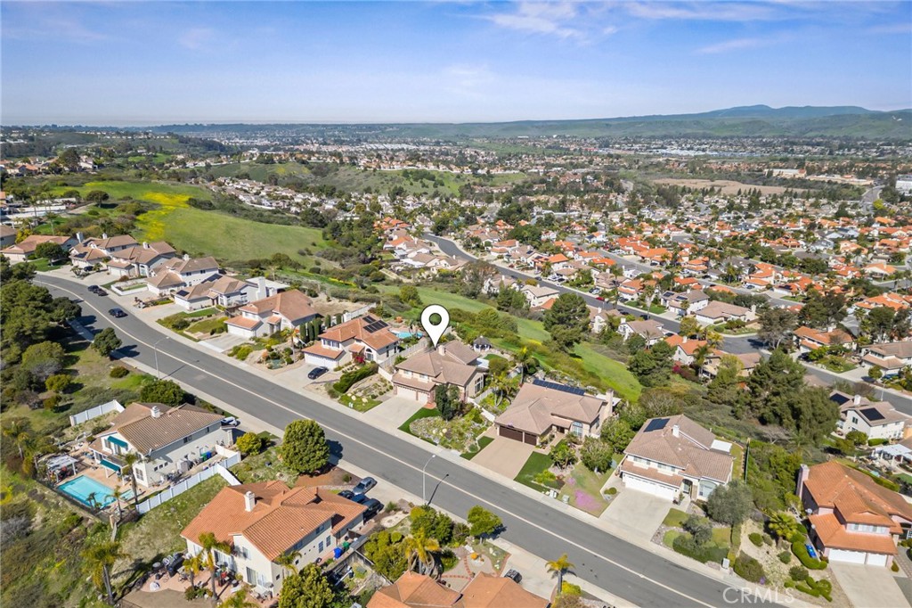 5118 Avenida De La Plata Oceanside, CA 92057 - Photo 42 of 42 an aerial view of lake and city
