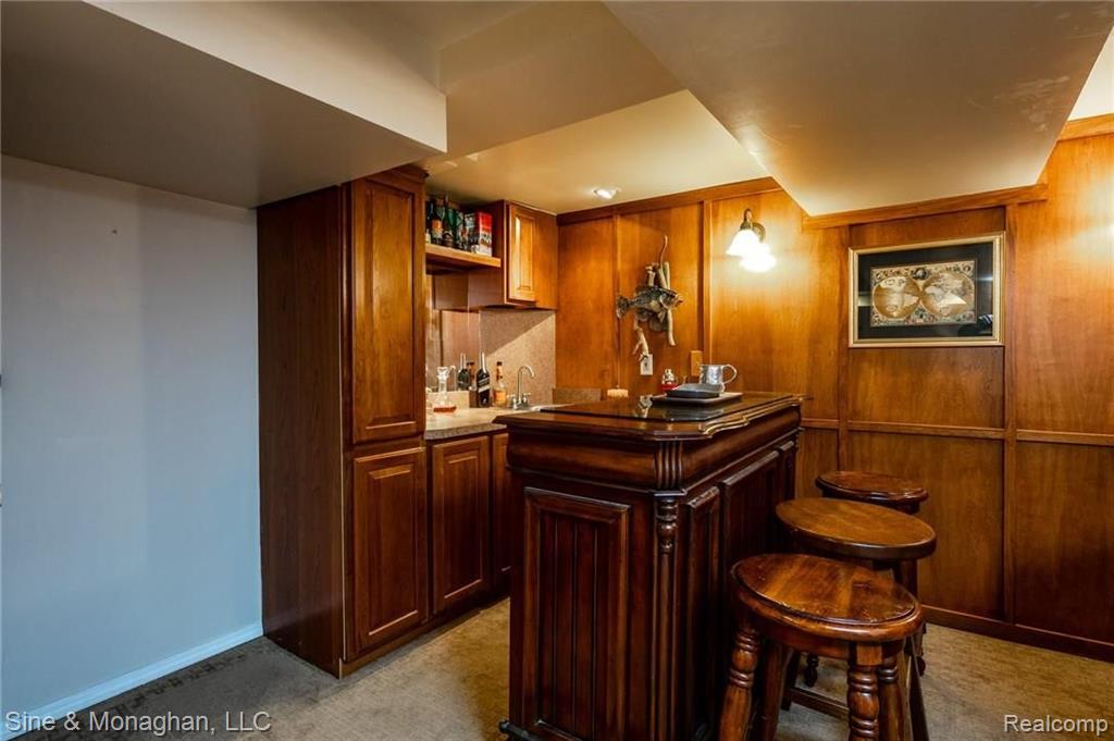 1242 Hampton Road Grosse Pointe Woods, MI 48236 - Photo 32 of 50
