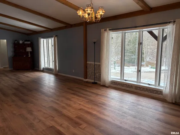 $411,000 | 9445 McNabb Blacktop Road, Hennepin, IL 61327