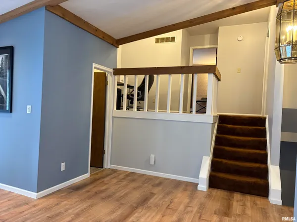 $411,000 | 9445 McNabb Blacktop Road, Hennepin, IL 61327