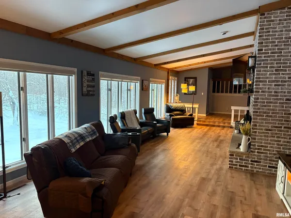 $411,000 | 9445 McNabb Blacktop Road, Hennepin, IL 61327