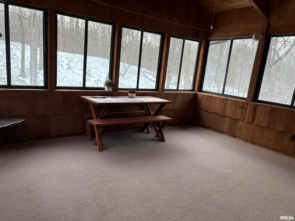 $411,000 | 9445 McNabb Blacktop Road, Hennepin, IL 61327