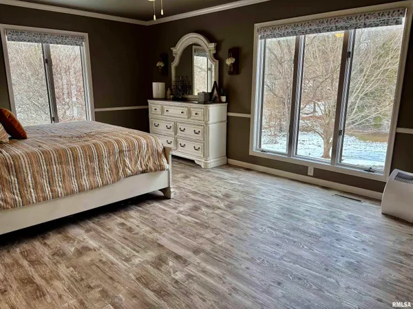 $411,000 | 9445 McNabb Blacktop Road, Hennepin, IL 61327